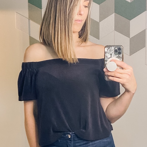 Juicy Couture Pitch Black Velour Off Shoulder Top, Women’s Size Small. - Picture 2 of 12